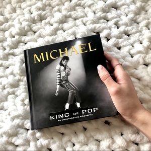 Michael Jackson King of Pop book